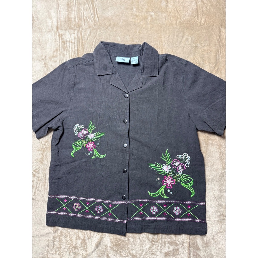 Vintage Jane Ashley Black Cotton Embroidered Floral Beaded Button Top Med Garden